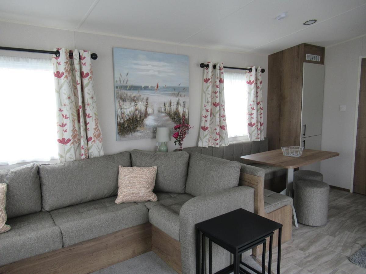 Chichester Lakeside Self-Catering Holiday Home Exterior foto